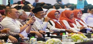 Empati Siswa Rakyat Korban Bencana Sumatera 3 Bahasa