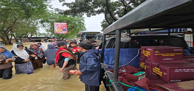 Kemensos Beri Santunan Korban Bencana Aceh Sumut & Sumbar