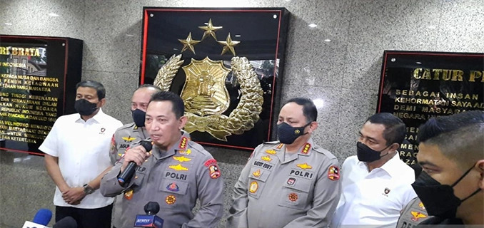 Pengeroyokan Matel 6 Polisi Usut Kapolri Janji Proses Transparan