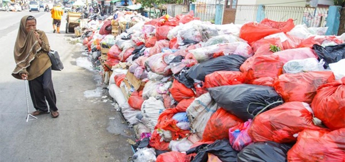 Tumpukan Sampah di Tangsel Kian Pelik Solusi Belum Maksimal