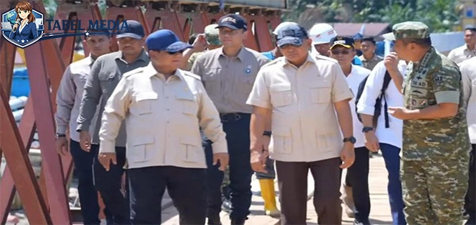Prabowo Tinjau Proyek Jembatan Bailey Garoga Tapsel Sumut