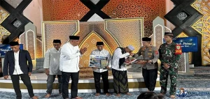 Polres Bogor Bagikan 2.000 Al-Quran Saat Nuzulul Quran